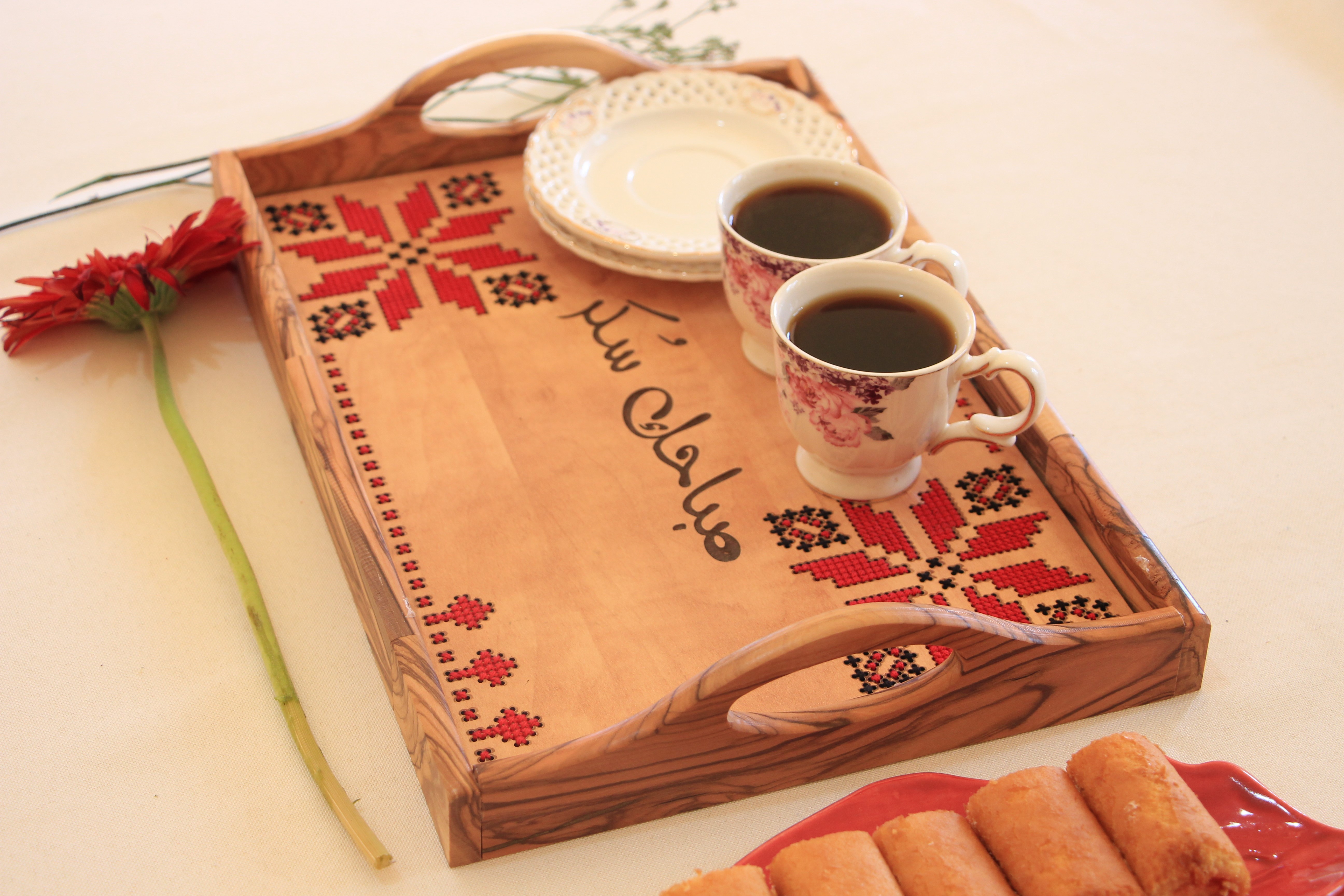 Olive wood tray, Sabahak Sukar design
